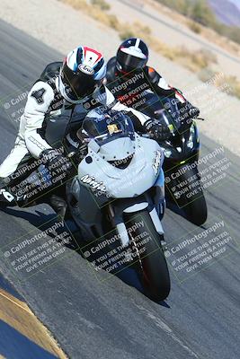 media/Mar-12-2022-SoCal Trackdays (Sat) [[152081554b]]/Turn 14 Inside (155pm)/